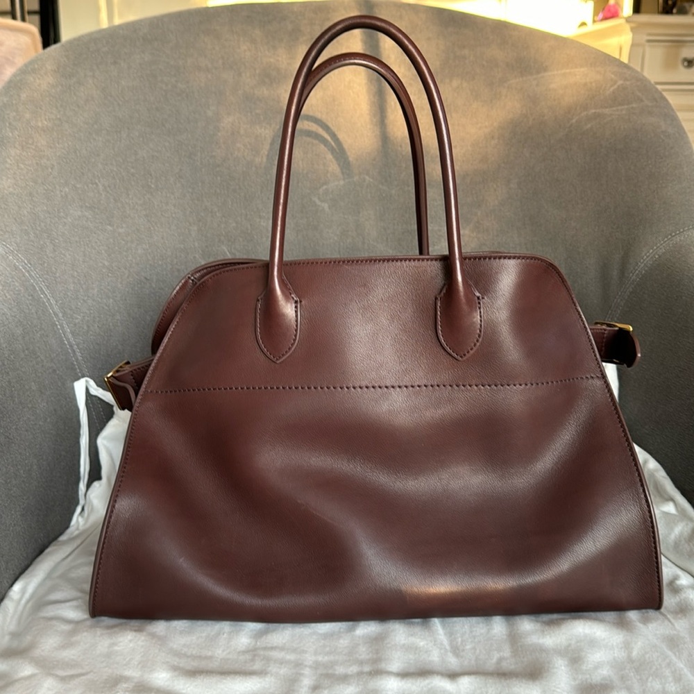 The Row Margaux 15